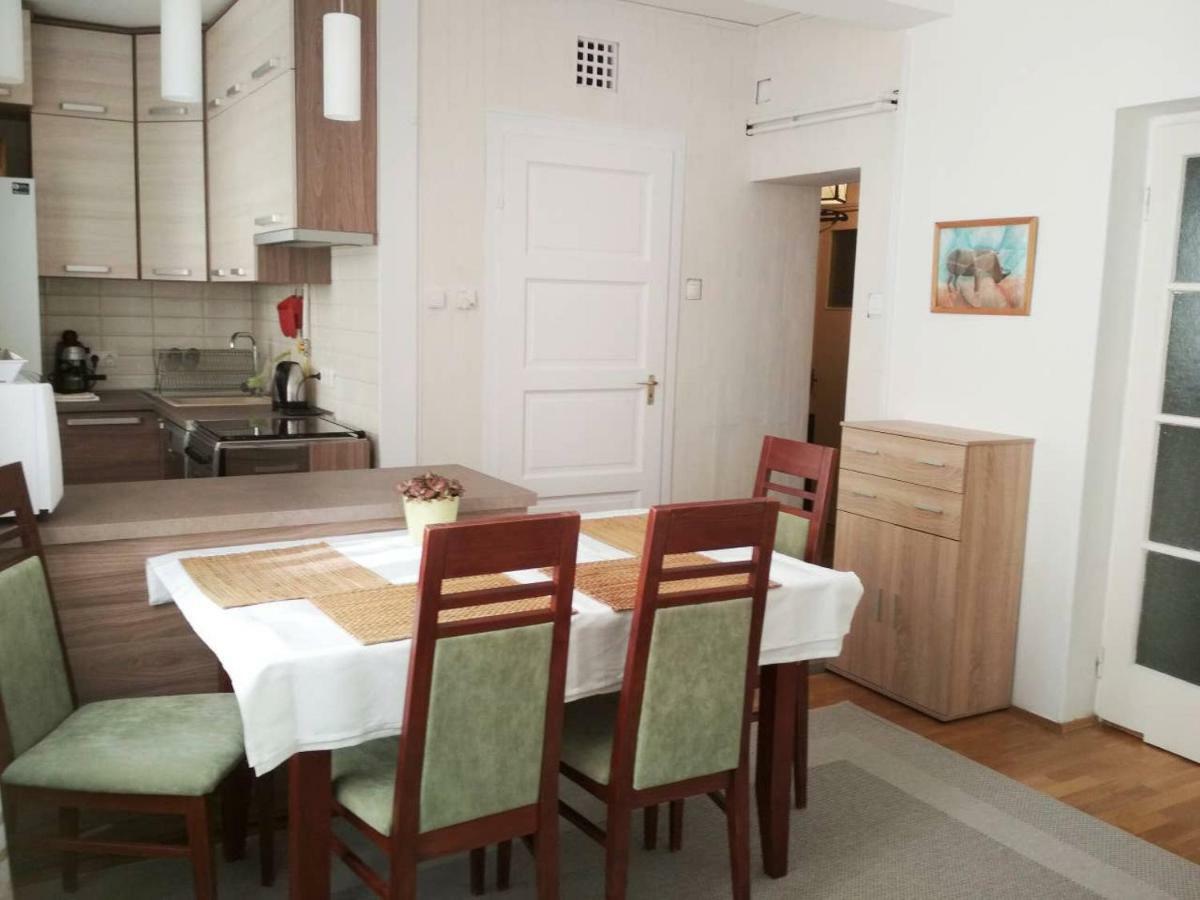 Zsuzsa Apartman Budapesta Exterior foto