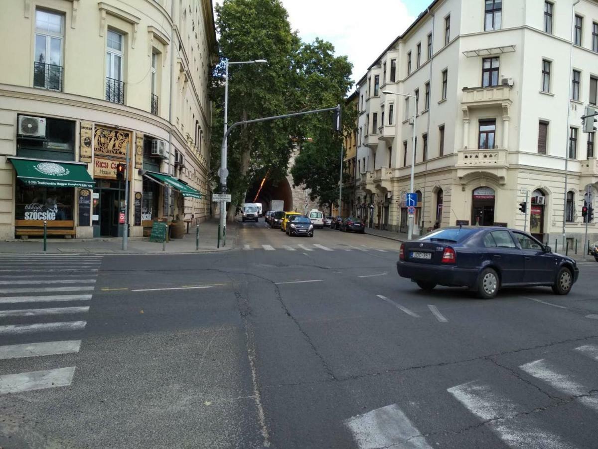 Zsuzsa Apartman Budapesta Exterior foto